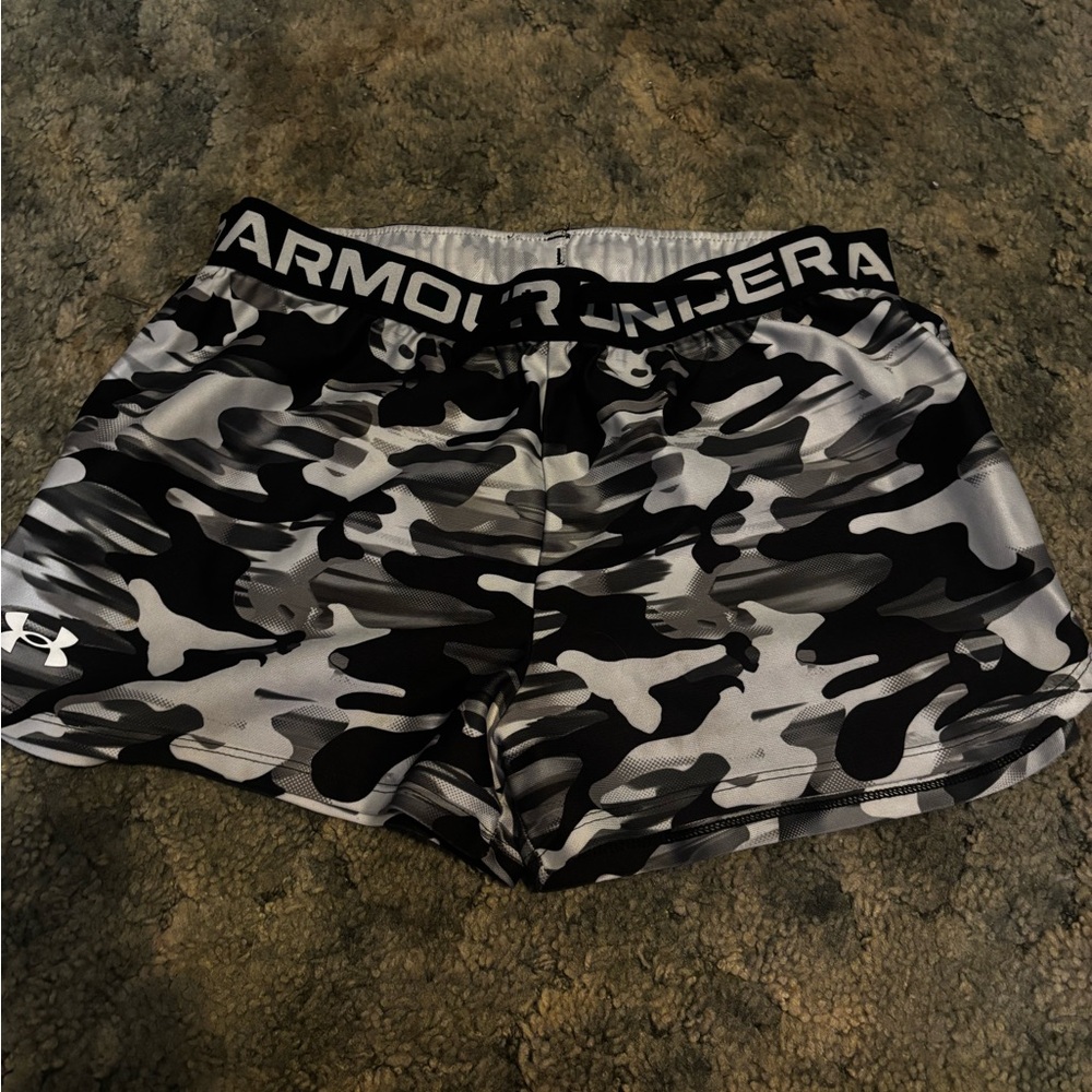 Under Armour Women's Camo Black and Gray Shorts